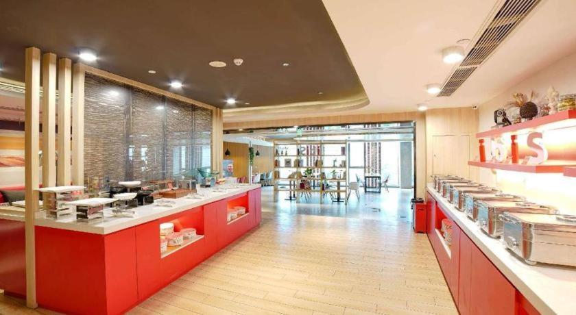Ibis Chengdu Chunxi Road Shudu Mansion Hotel Exterior photo